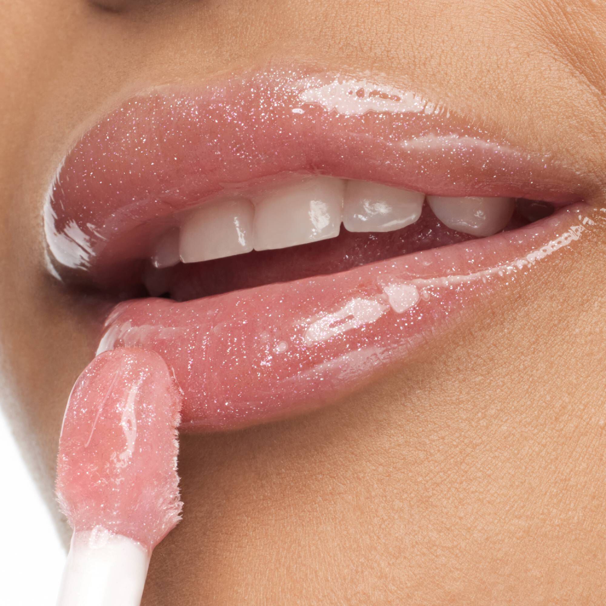 LIP IDOLE JUICYTREAT ™