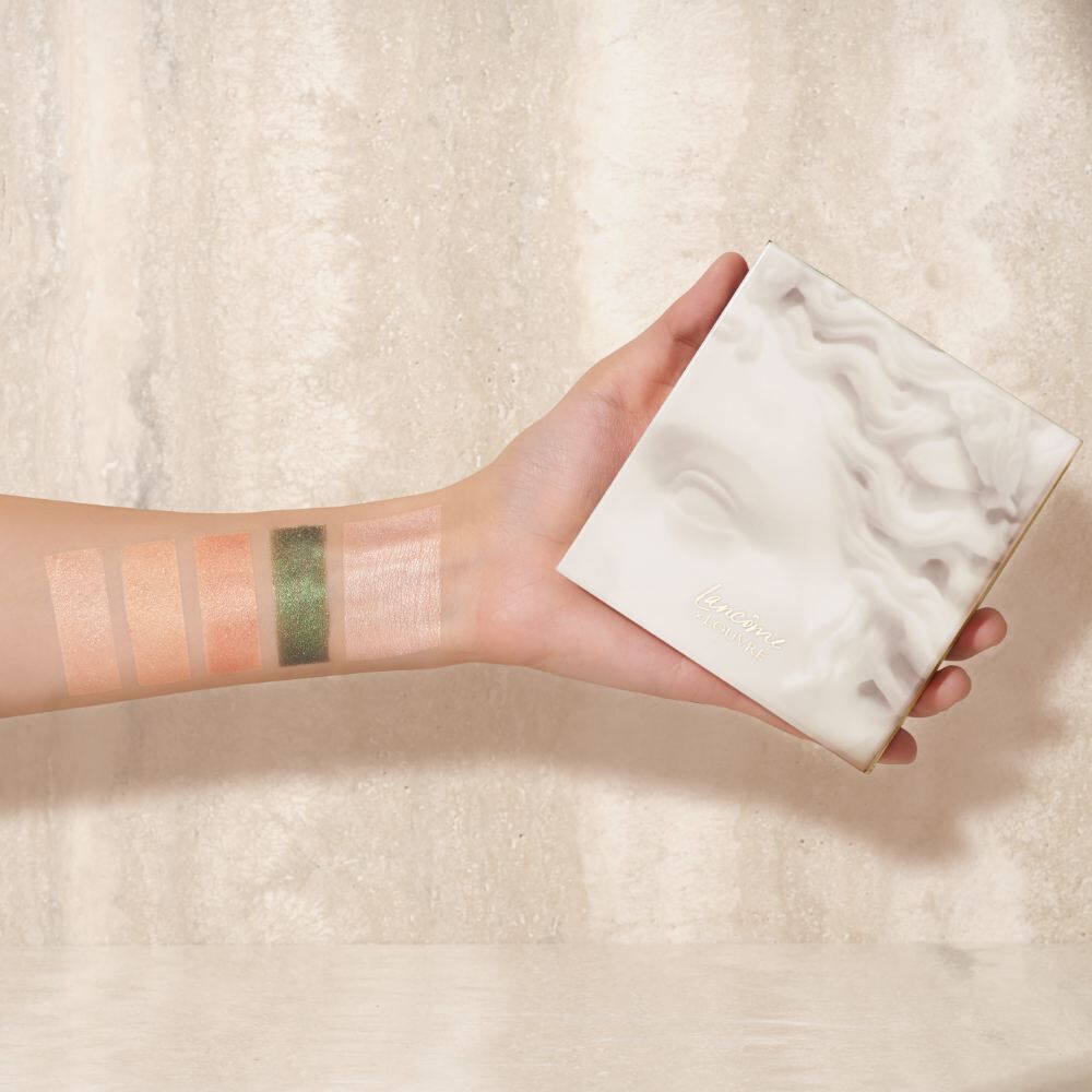 Richelieu Wing Palette