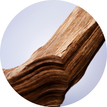 Fabol keszult, texturalt es sima feluletu, erdekes formaju objektum kozeli felvetele.