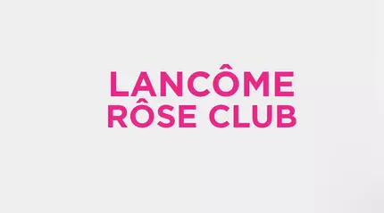 A kepen a Lancome Rozsa Klub logoja es harom női modell lathato kulonboző poziciokban, elegans stilusban.