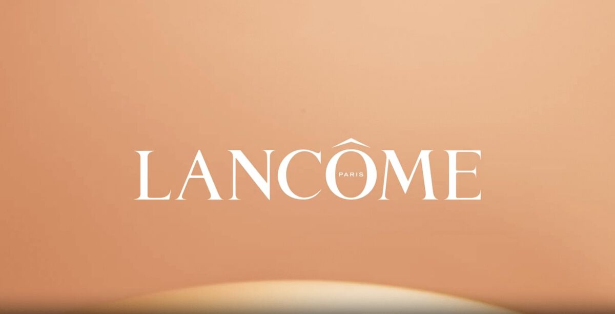 A Lancôme Paris márka logója, elegáns, világos háttérrel.
